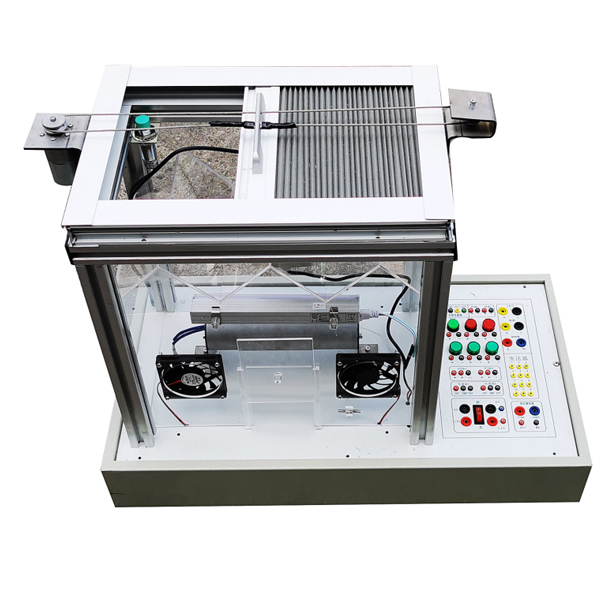 打破傳統(tǒng)教學(xué)模式，體驗(yàn)互動式PLC實(shí)驗(yàn)臺學(xué)習(xí)。(圖2)