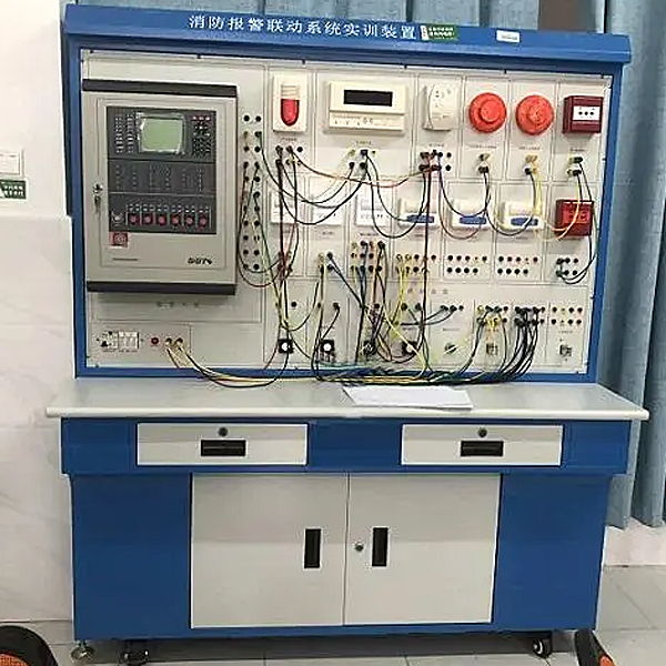 電工實(shí)訓(xùn)臺：打造技術(shù)精湛的電力專才(圖1)