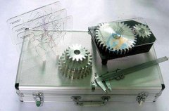 plc實訓臺零件名稱是什么樣的(圖2)